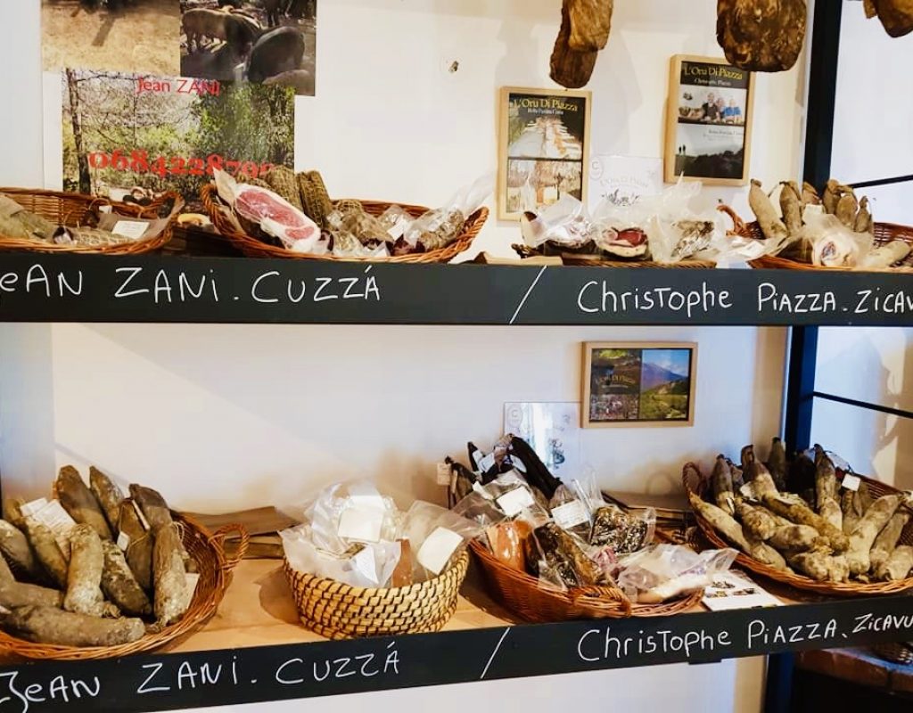 Magasin de producteurs régionaux à Porto Vecchio. Charcuterie bio corse.